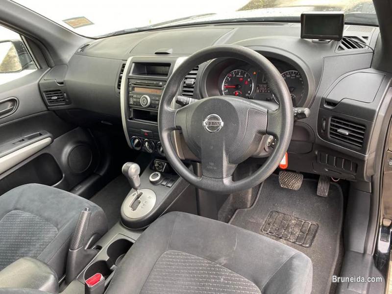 Nissan X-Trail Luxury AWD - image 3