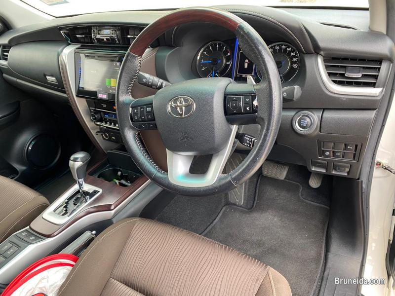 Toyota Fortuner 2. 7L Petrol - image 3