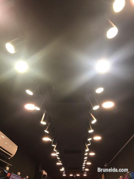 Modern SHOP for RENT in AIRPORT MALL - FREE $20, 000 cabinets etc - image 11