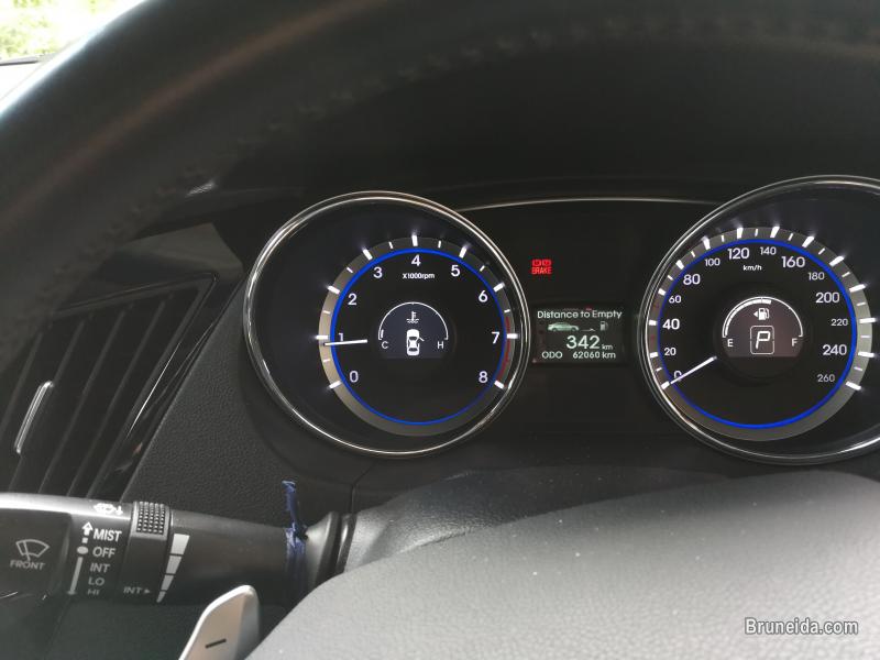 Hyundai Sonata 2. 0 for Sale - image 3