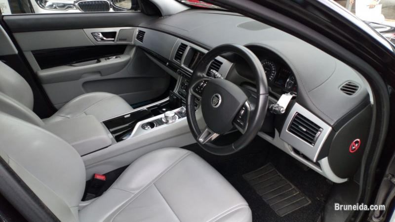 Pre-owned Jaguar XF 2. 0 for sale - image 4