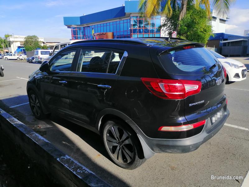 Pre-owned Kia Sportage 2. 4 AWD Auto for sale - image 3