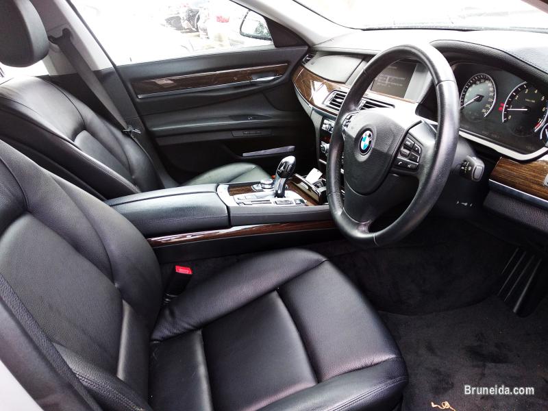 Pre-owned BMW 730iL F02 for sale - image 5