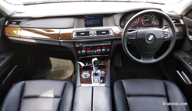 Pre-owned BMW 730iL F02 for sale - image 6