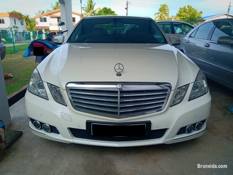 MERCEDES E200 CGI - image 1