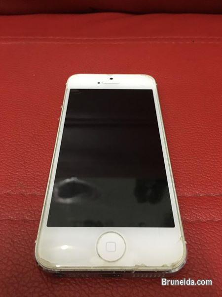 iPhone5 64gb - image 1