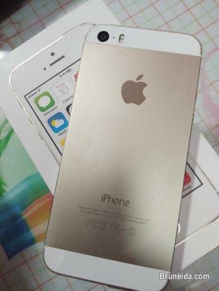 Iphone 5s 16gb GOLD for sale - image 1