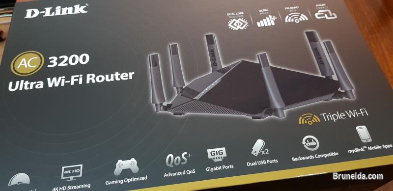 DLINK AC3200 Ultra Wifi Router - image 2