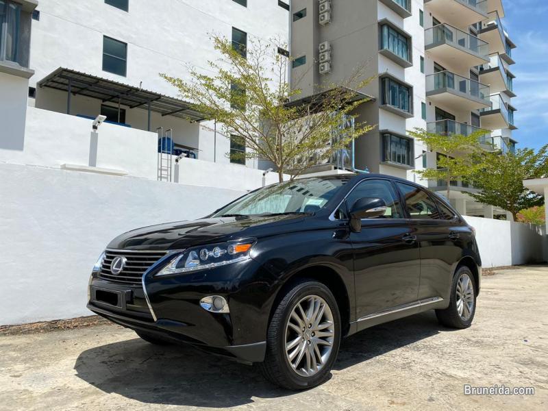 Lexus RX450H - image 1