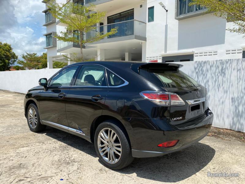Lexus RX450H - image 2