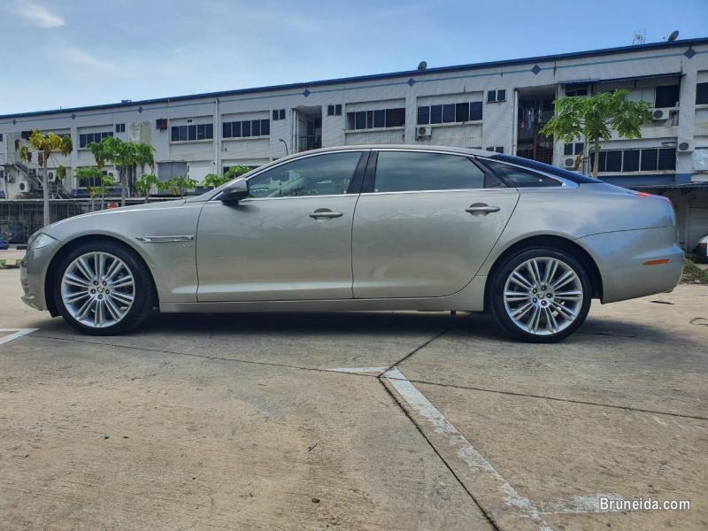 Jaguar XJL 3. 0 V6 Portfolio Supercharged - image 2