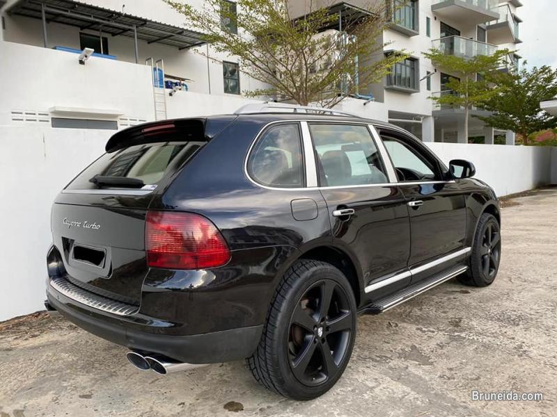 Porsche Cayenne Turbo 3. 2 V6 - image 2