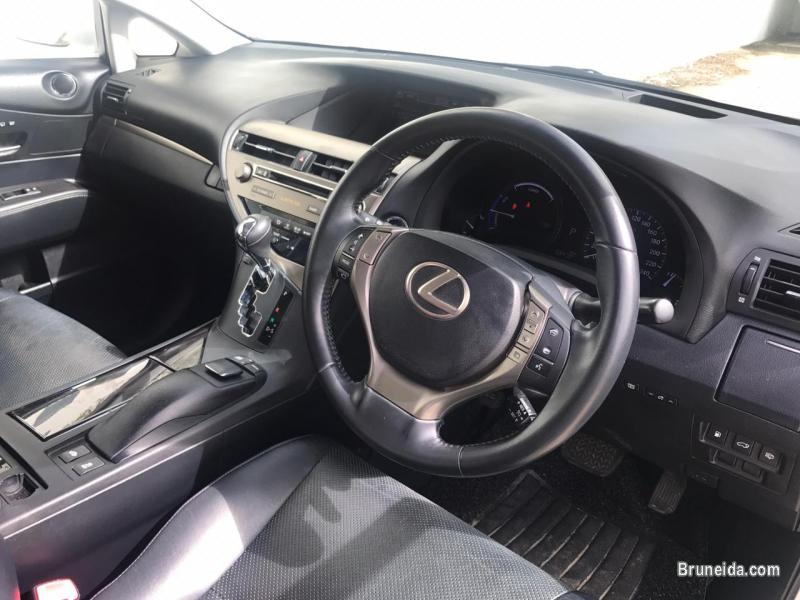 Lexus RX450H - image 3