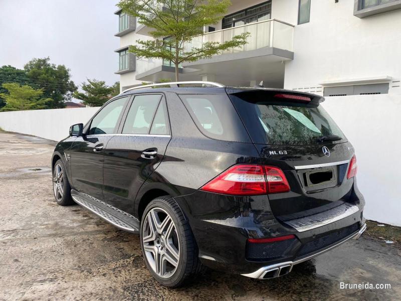 Mercedes ML63 AMG 4matic V8 Biturbo - image 2