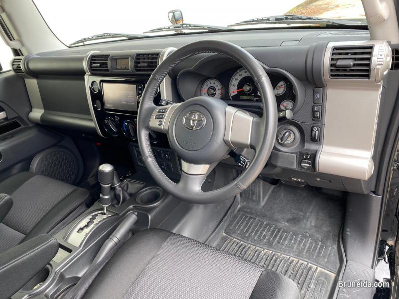 FJ CRUISER 4. 0 cc - image 3