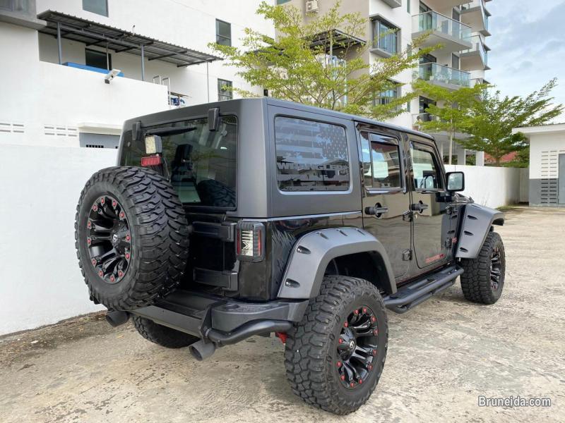 Jeep Wrangler Sahara 3. 0 V6 - image 2