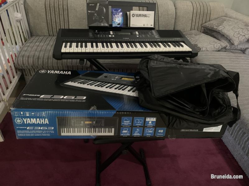 Pictures of Yamaha E363 Keyboard with accessories $280