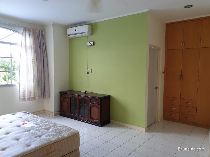 Corner Terrace House in Subok For Sale - image 9