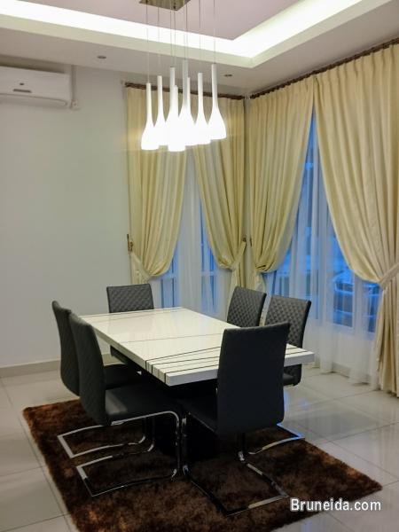 Bebatik Villa Detached House for Rent - image 3