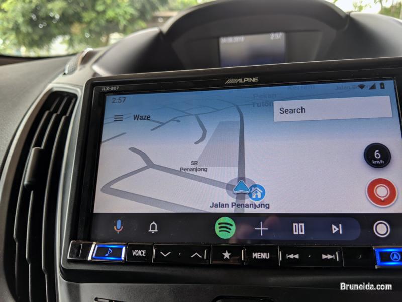 Alpine iLX-207 7 Inch Headunit - image 1