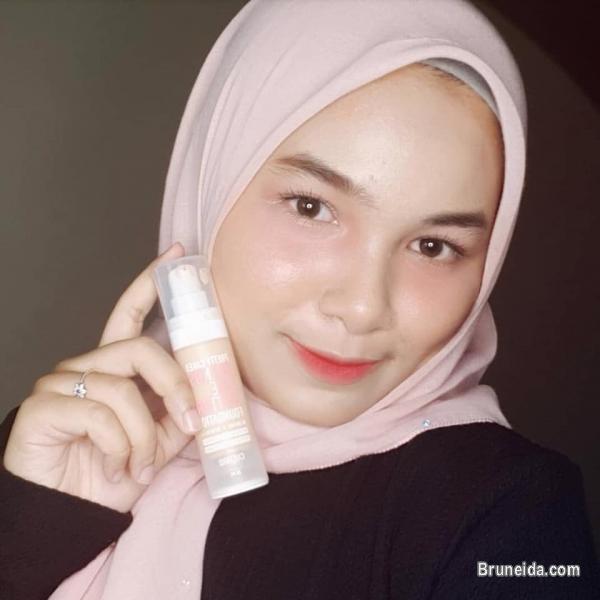 Pretty Caked Blends Like Butter Foundation - image 3