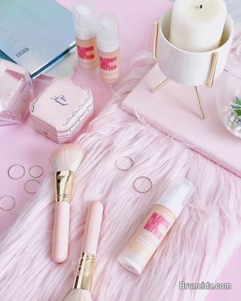 Pretty Caked Blends Like Butter Foundation - image 7