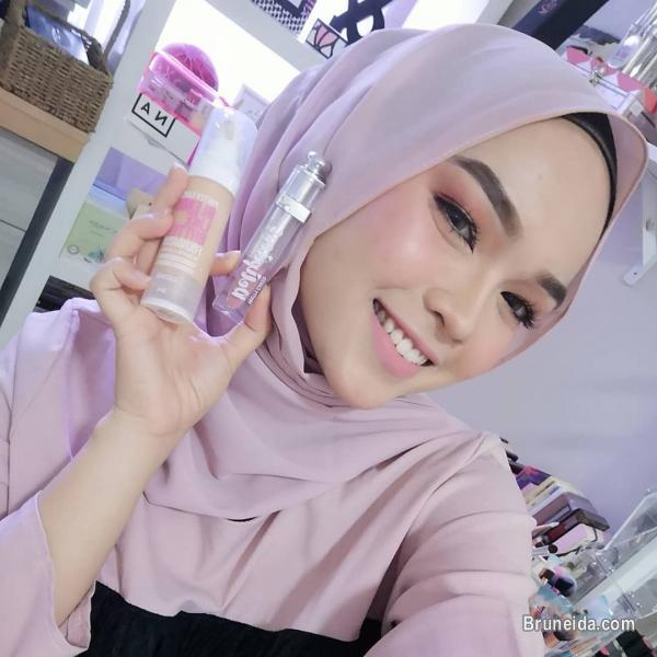 Pretty Caked Blends Like Butter Foundation - image 8