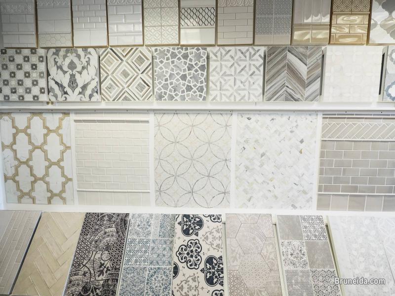 Ceramic tiles and natural stones - image 4