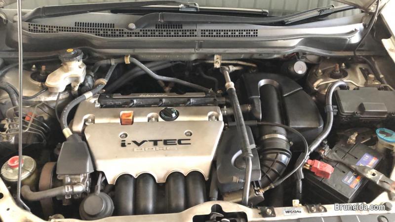 honda stream - image 2