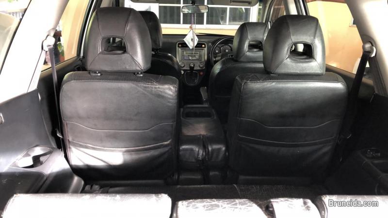 honda stream - image 3