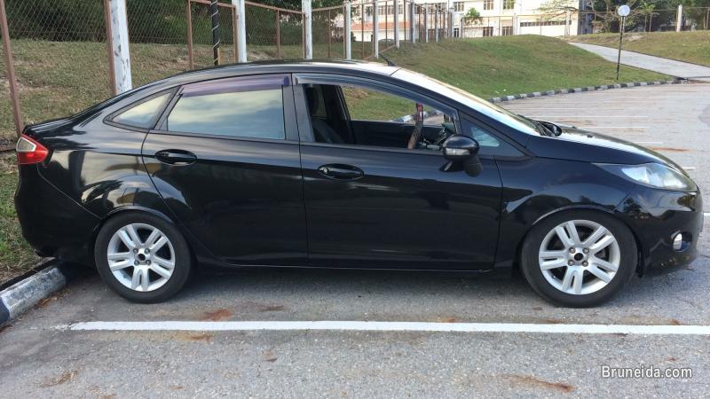 ford fiesta 1. 6 sales $4500 ( nego ) - image 1