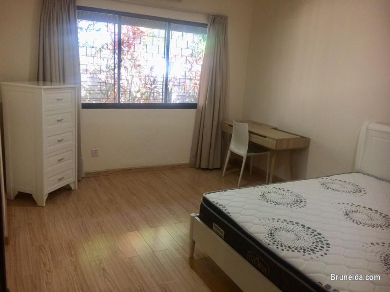 GREAT OFFER! 4 BEDROOM w/ SWIMMING POOL for RENT! - image 7