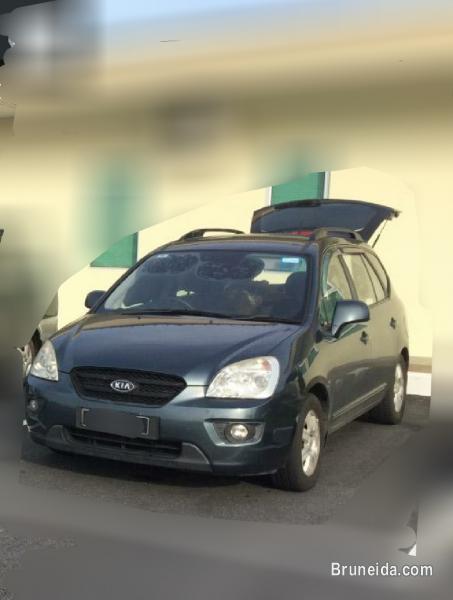 Pictures of Kia Carens 2. 0 DIesel (For Sale)