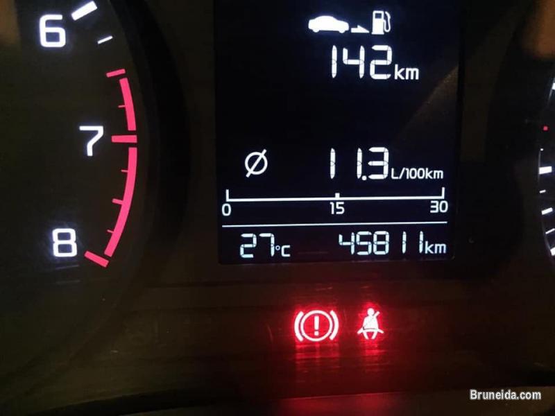 Kia Rio ( 2017 ) 1. 4L manual - image 7