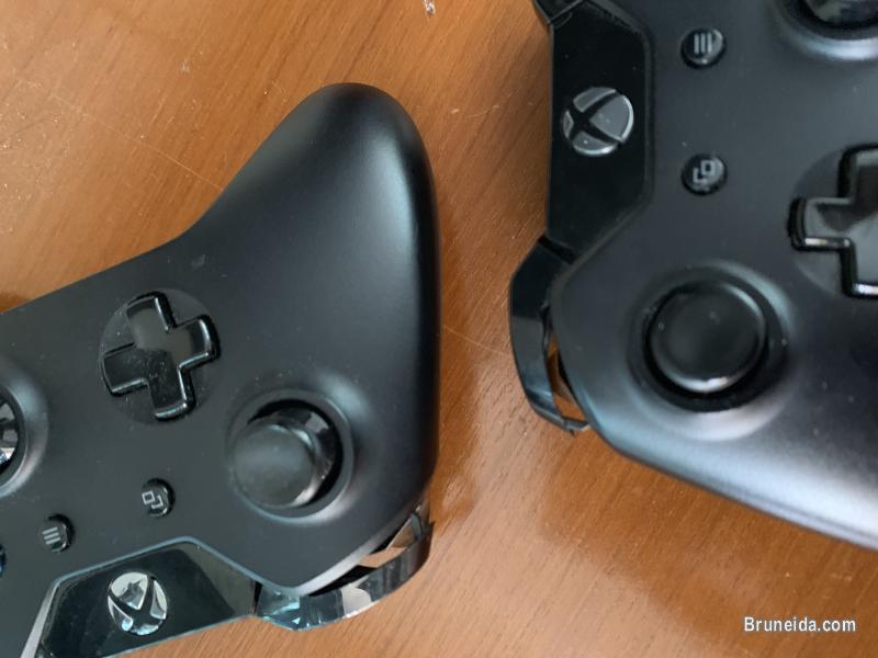 XBOX ONE for sale w/ two controllers and 13 games - image 3