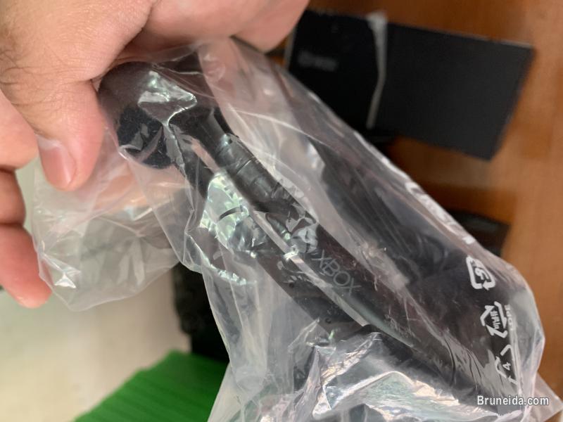 XBOX ONE for sale w/ two controllers and 13 games - image 4