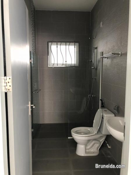 CORNER UNIT TERRACE HOUSE FOR RENT - image 4