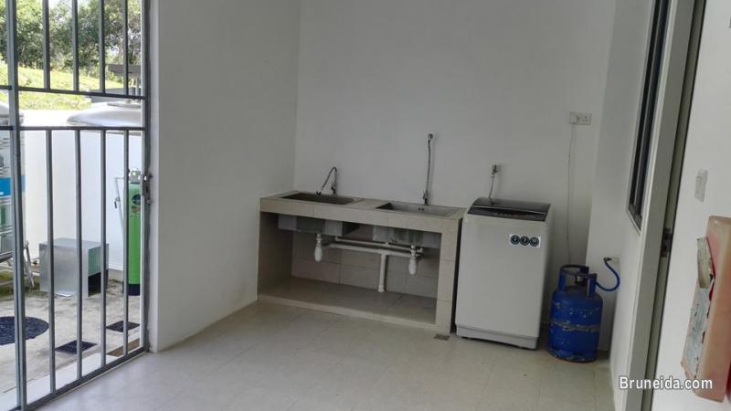 Modern Design Double storey Linked Semi-Detached for rent - image 11