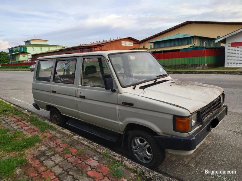TOYOTA SUPER KIJANG STD (M) - image 1