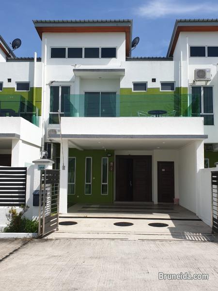 KB HOUSE FOR RENT (FULLY FURNISHED & NEAR KB SENTRAL) - image 1