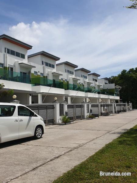 KB HOUSE FOR RENT (FULLY FURNISHED & NEAR KB SENTRAL) - image 2