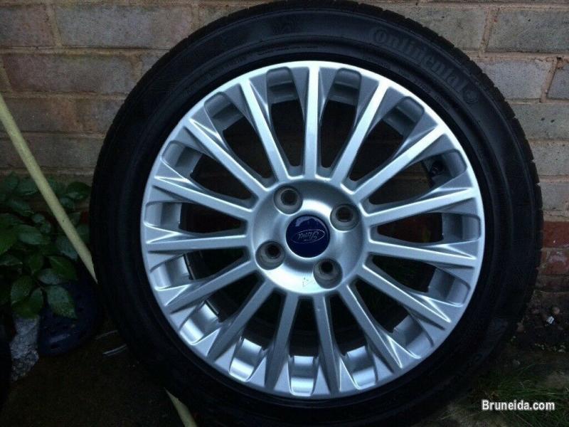 Looking for original Ford Fiesta 16" rims - image 2