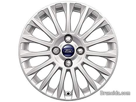 Looking for original Ford Fiesta 16" rims - image 3