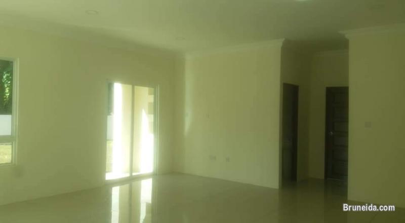 Sg Hancing Corner house - image 3
