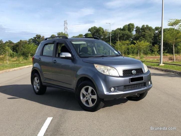 2010 Daihatsu Terios SX 1. 5 SUV (Auto) Petrol - image 1