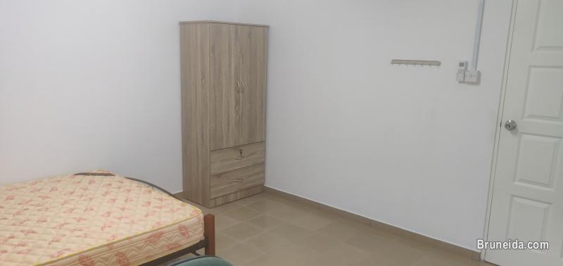 2 Double Bed Rooms for rent at Lumut, Brunei - image 3