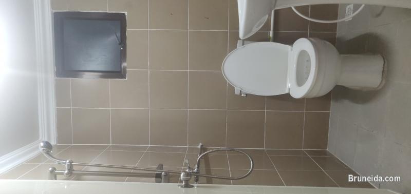 2 Double Bed Rooms for rent at Lumut, Brunei - image 5