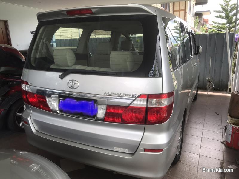 Toyota Alphard 3. 0 - image 2