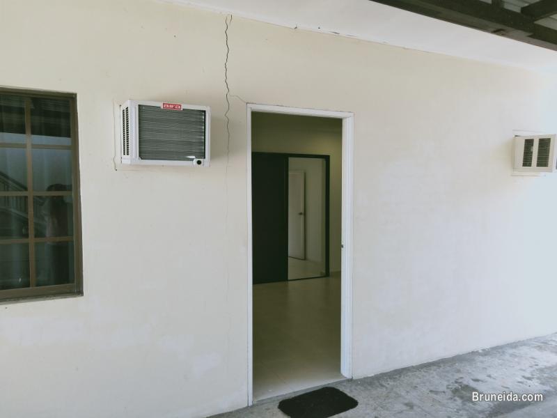 House for Rent at Kuala Belait - image 2