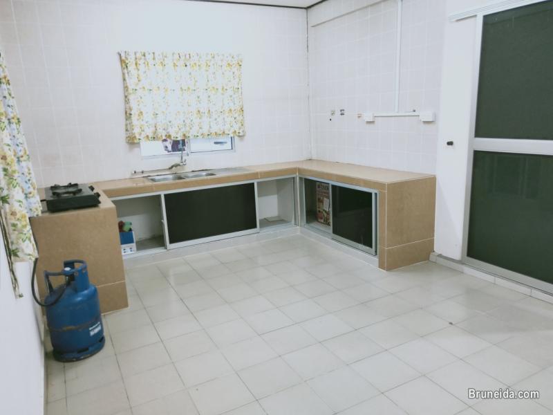 House for Rent at Jalan Singa Menteri Kuala Belait - image 4